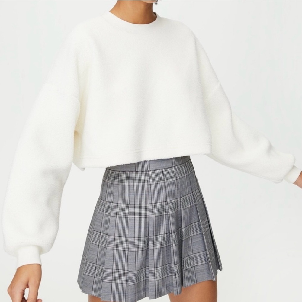 ARITZIA SUNDAY BEST Lupa Cropped Sherpa Cream Sweater